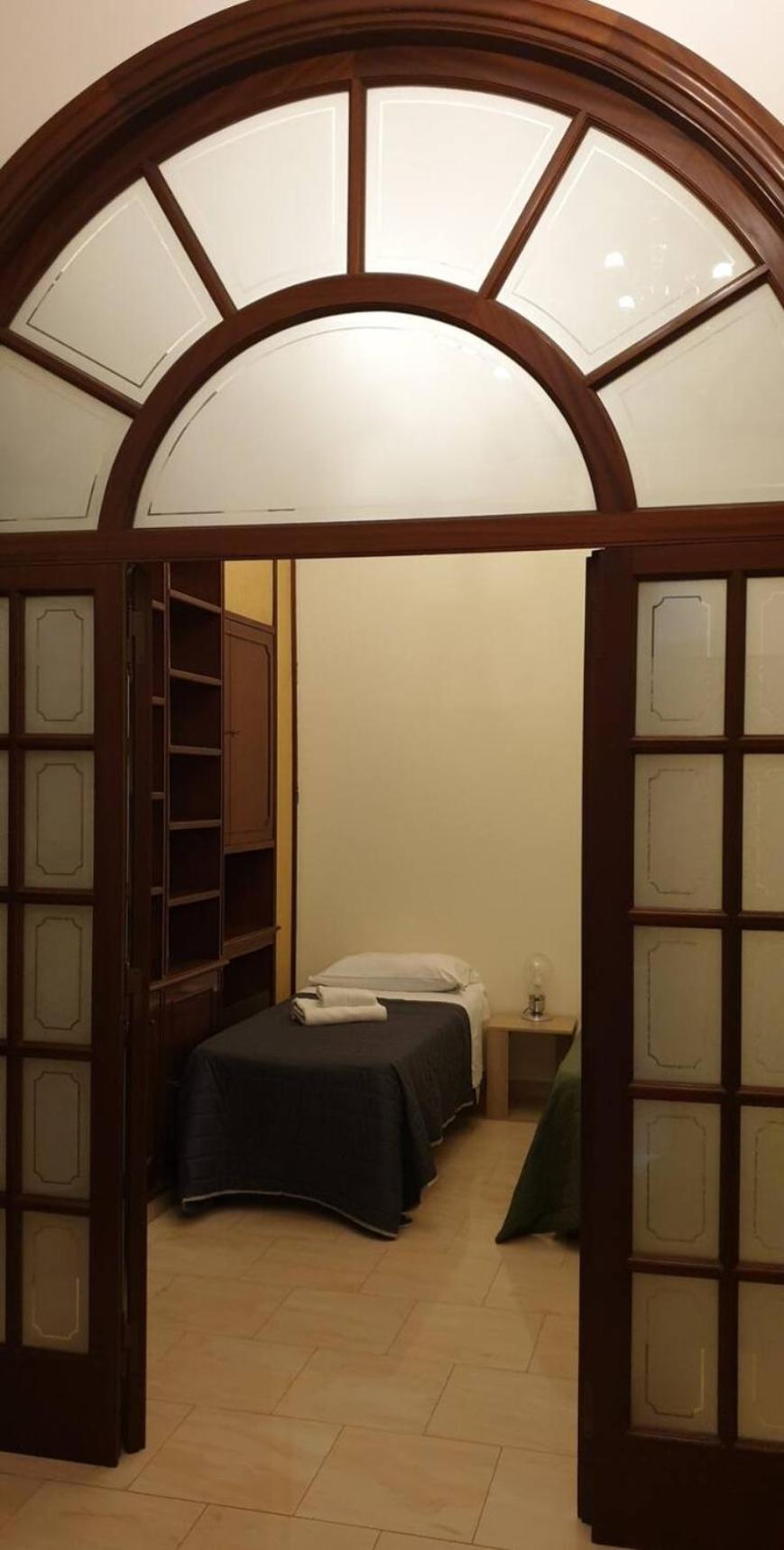 The Dante Apartment By HouseinNapoli Eksteriør billede